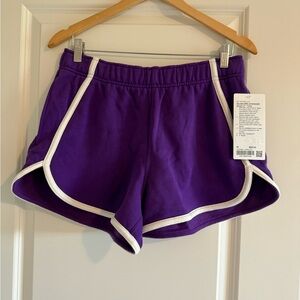 Lululemon Scuba MR Oversized Short 3" Trim Size M CGPU/LTIV New